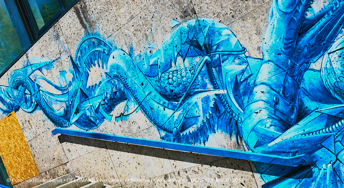 21.03.2017 - Abrissbaustelle Quiddezentrum in Neuperlach